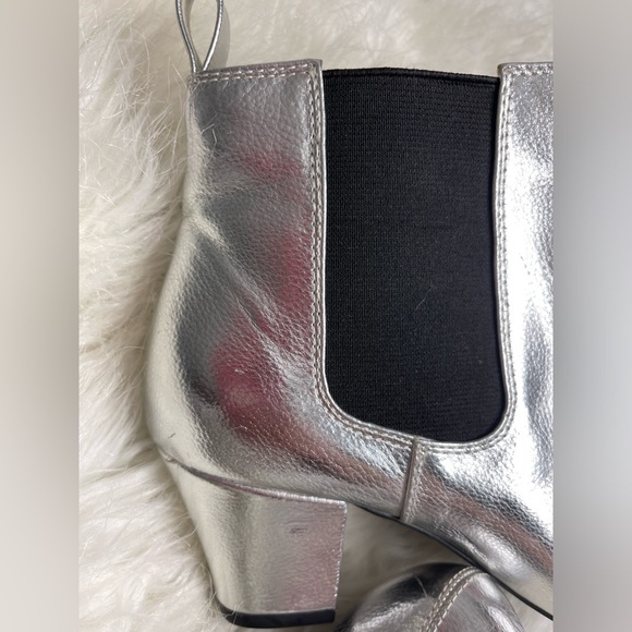 B.A.I.T silver metallic booties size 6.5 - Picture 15 of 15